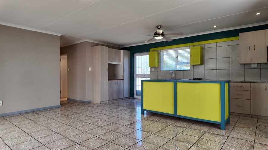 3 Bedroom Property for Sale in Stilbaai Wes Western Cape